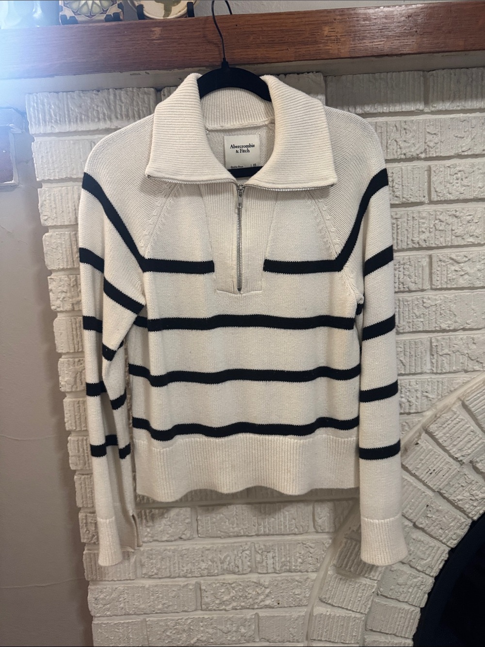 Abercrombie & Fitch Sweater with Black Stripes and Quarter-Zip